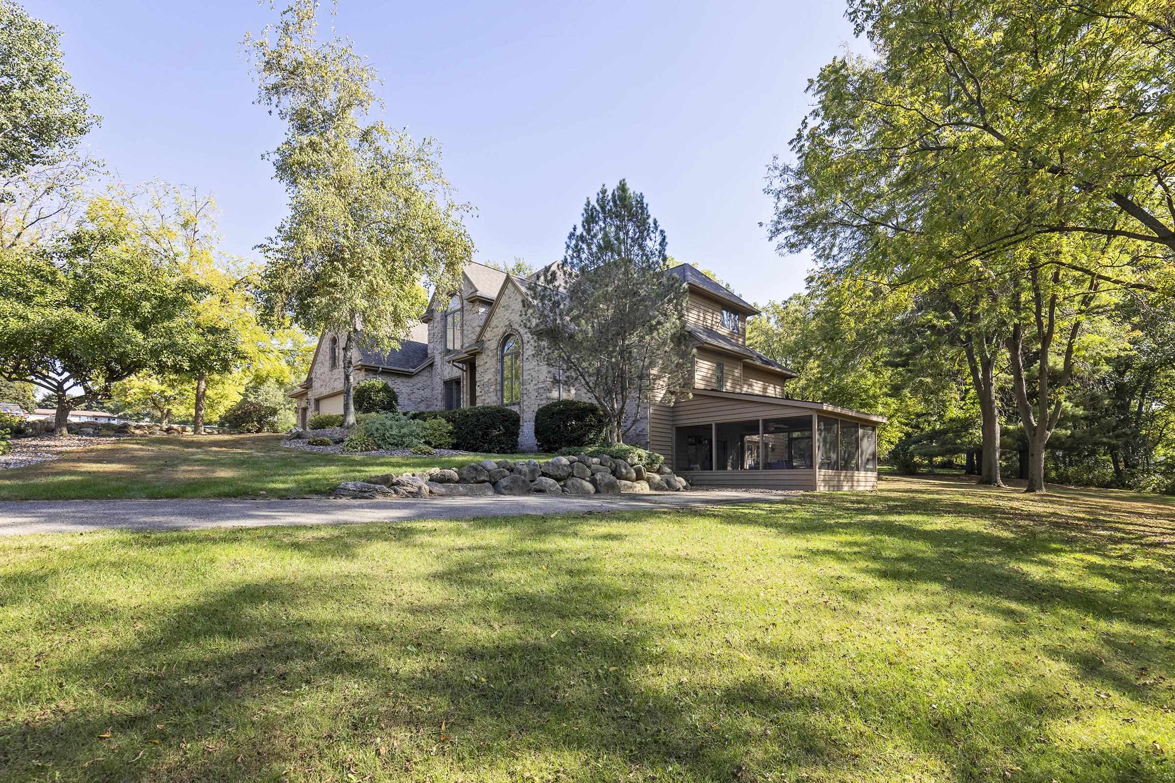 W7619 Koshkonong Lake Road Fort Atkinson, WI 53538 - Photo 7 of 85