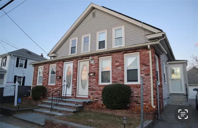 $2,100 | 23 Knight Street, Unit 23, West Warwick, RI 02893