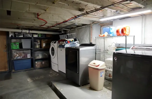 $2,100 | 23 Knight Street, Unit 23, West Warwick, RI 02893