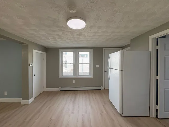 $2,100 | 23 Knight Street, Unit 23, West Warwick, RI 02893