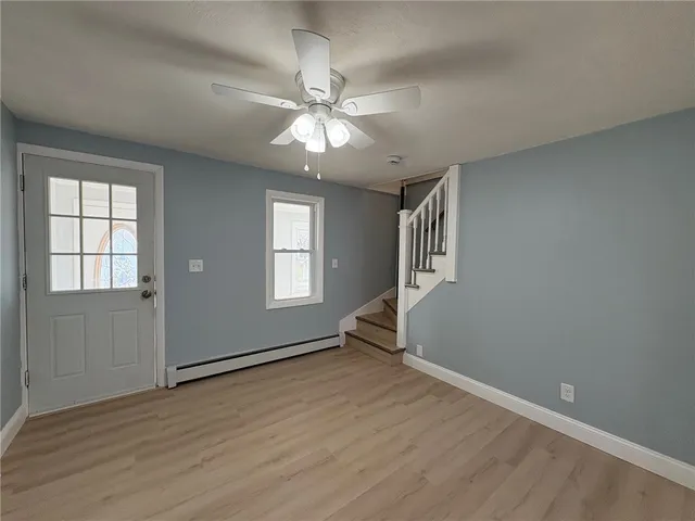 $2,100 | 23 Knight Street, Unit 23, West Warwick, RI 02893