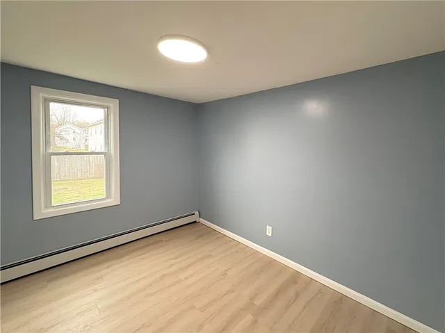 $2,100 | 23 Knight Street, Unit 23, West Warwick, RI 02893