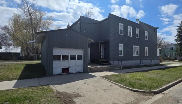 $189,000 | 205 3rd Avenue Southeast, Valley City, ND 58072