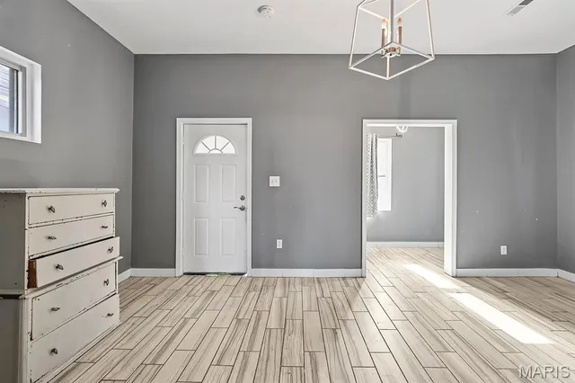 $99,000 | 6745 Vernon Avenue, University City, MO 63130