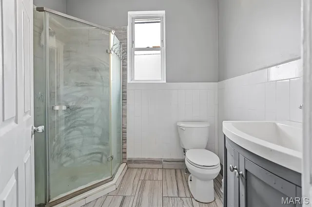 $99,000 | 6745 Vernon Avenue, University City, MO 63130