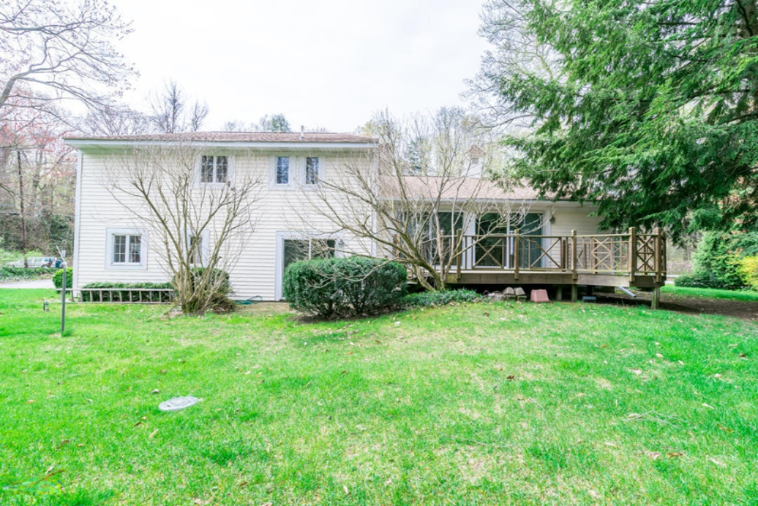 2810 Rennells Road Spring Lake, MI 49456 - Photo 8 of 40 2810 Rennells Rd_037