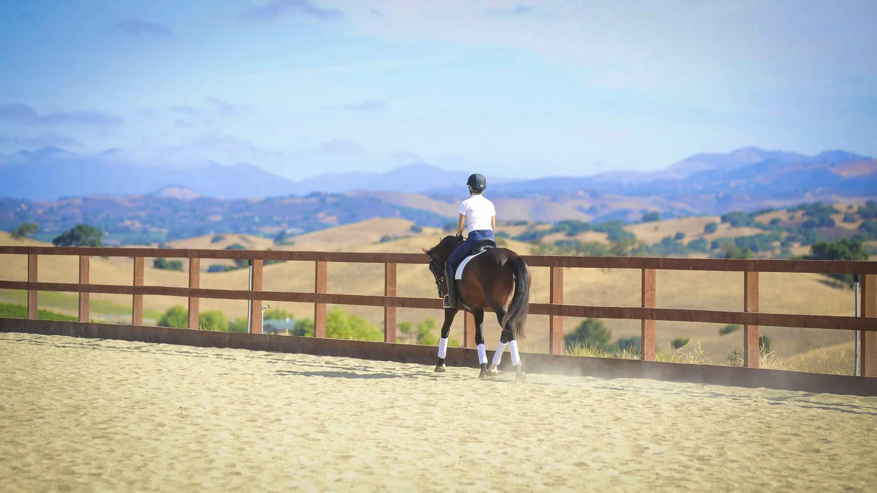 2852 Tapadero Road Solvang, CA 93463 - Photo 48 of 52 a view of a city from a balcony
