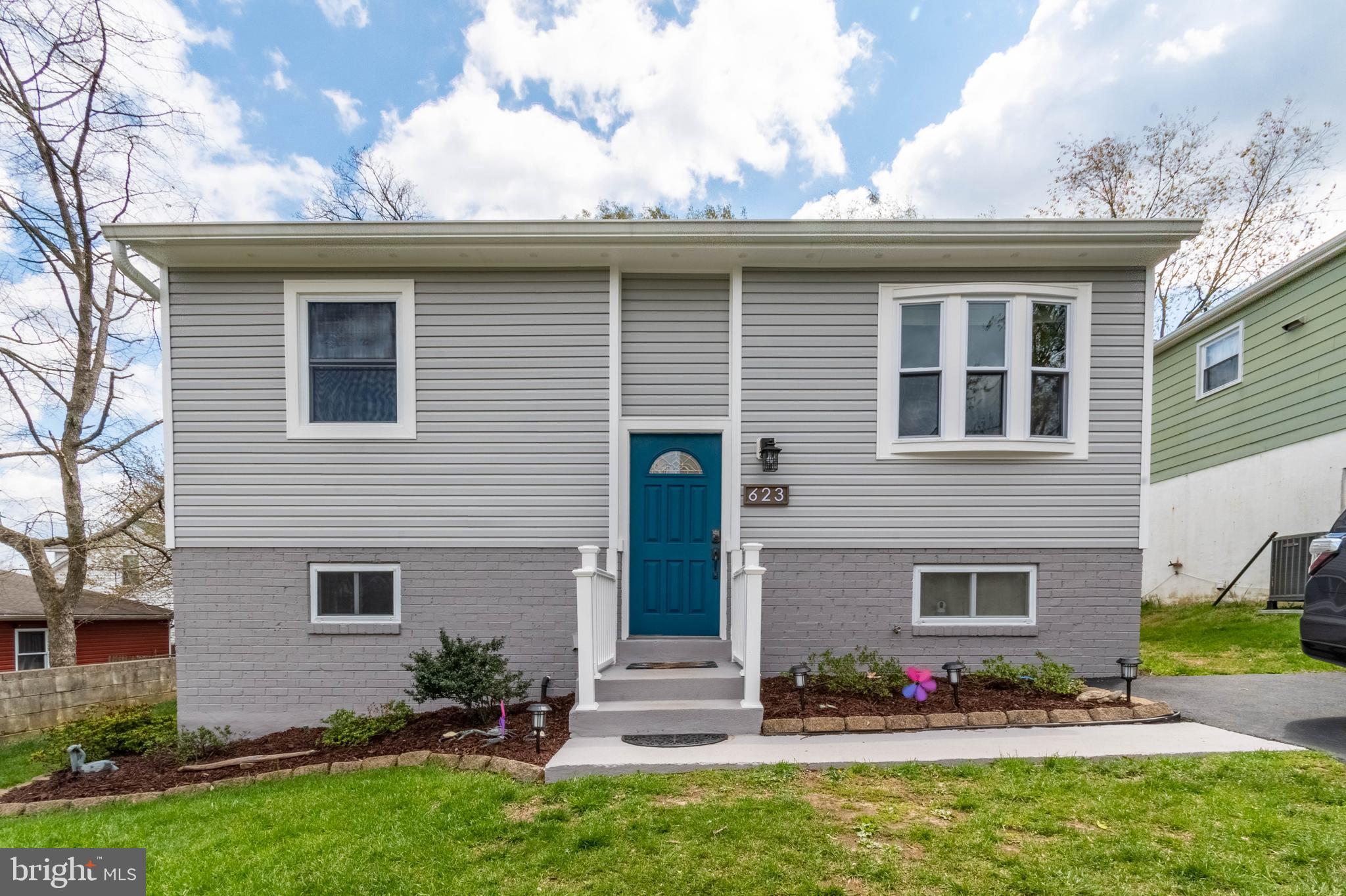 623 Darlington Road Edgewater, MD 21037 - Photo 2 of 42