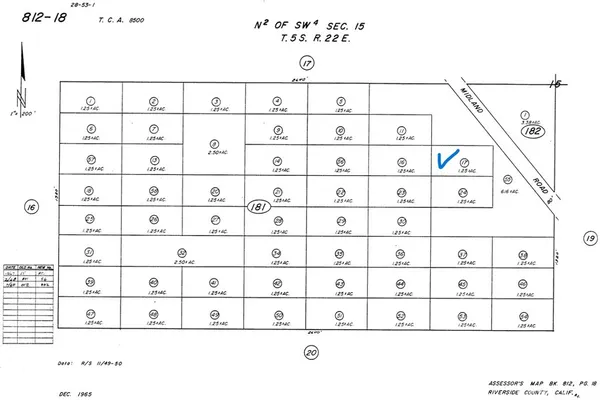 a black and white photo of a painting