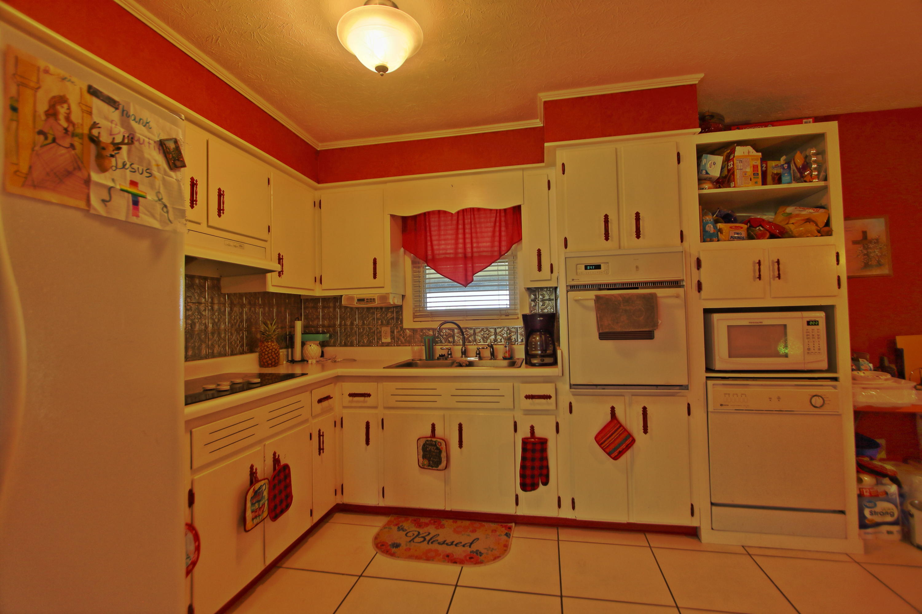 1009 Sheppard Road Jamestown, TN 38556 - Photo 4 of 24 Kitchen