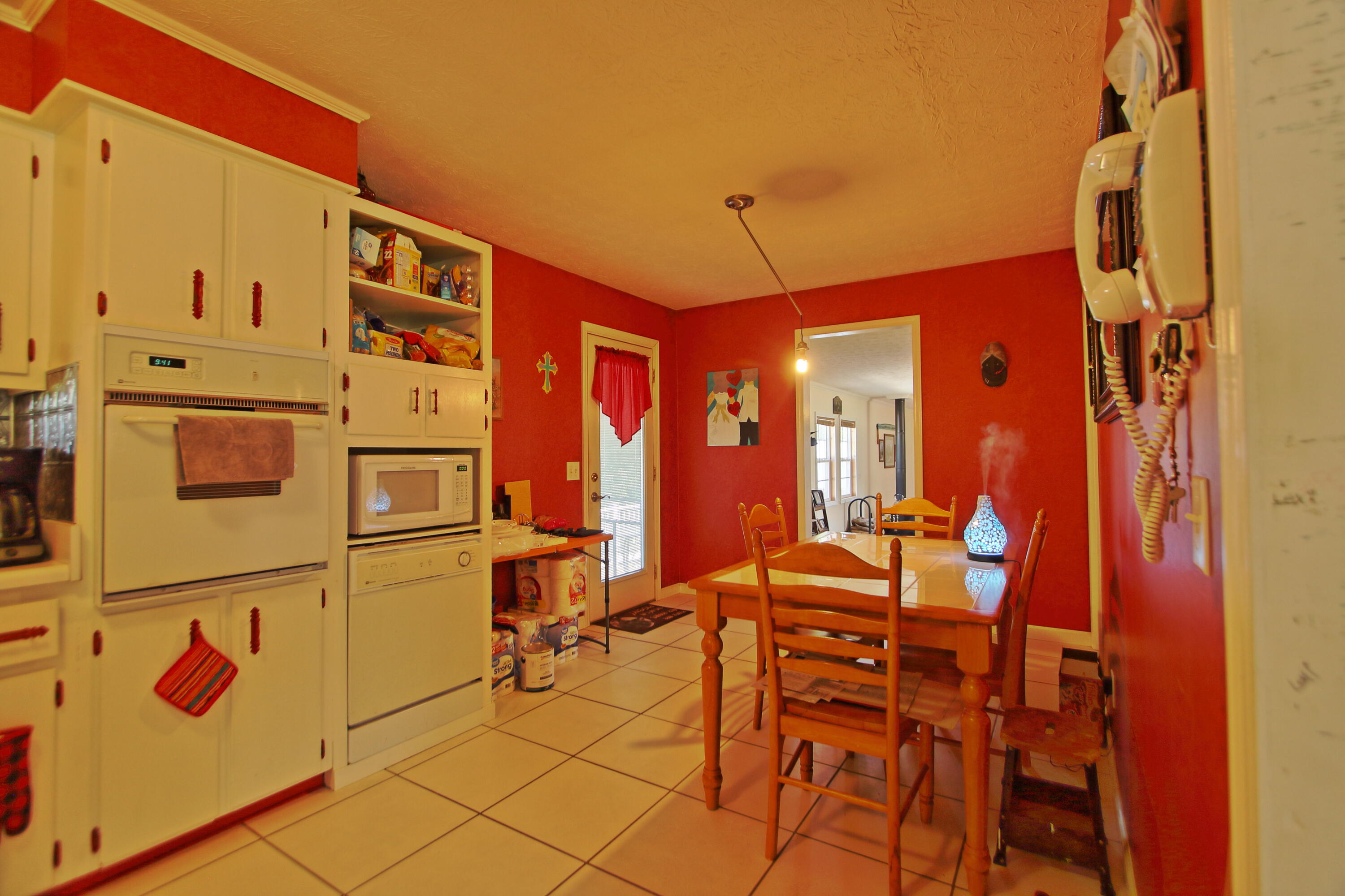 1009 Sheppard Road Jamestown, TN 38556 - Photo 5 of 24 Kitchen