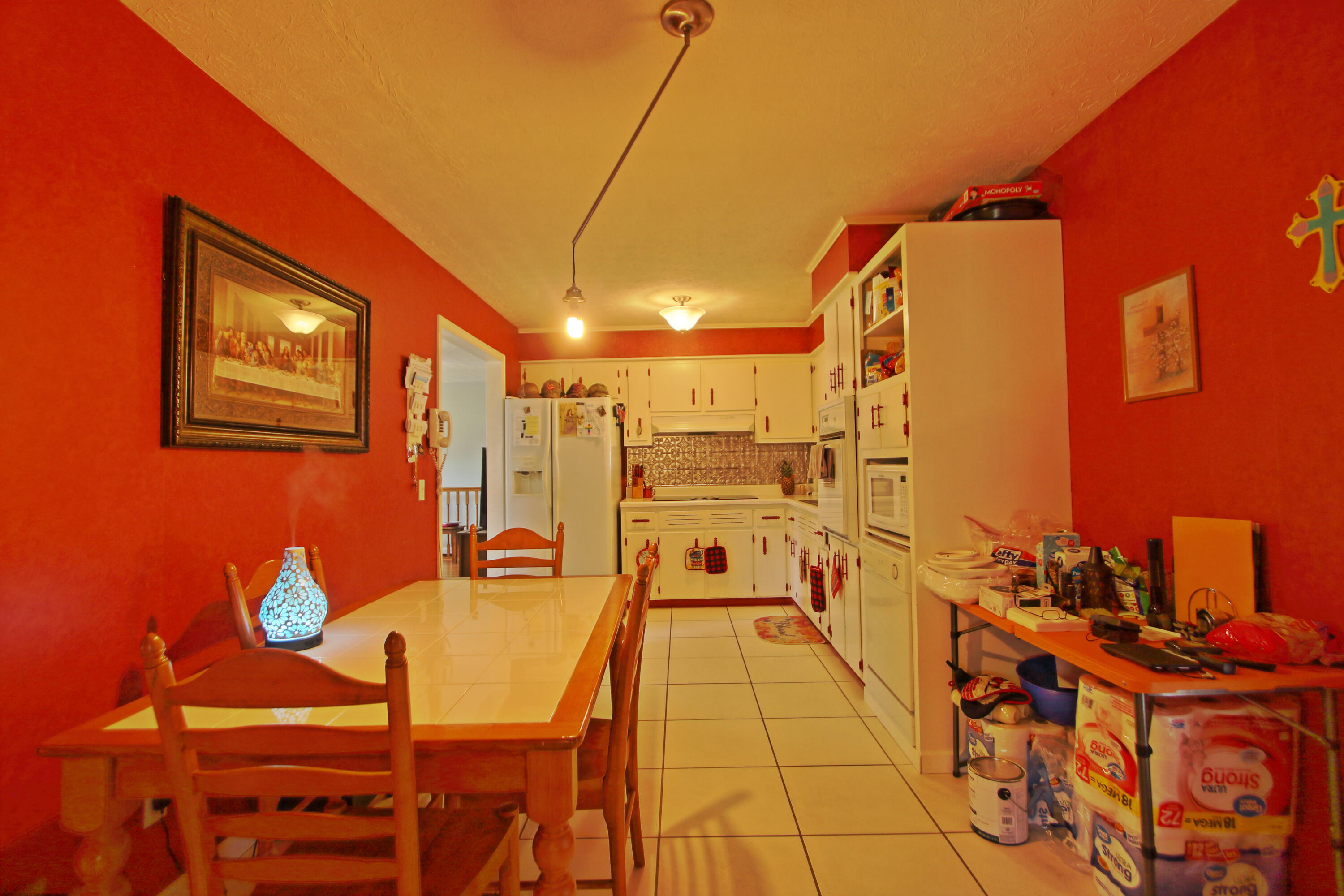1009 Sheppard Road Jamestown, TN 38556 - Photo 6 of 24 Kitchen/DR