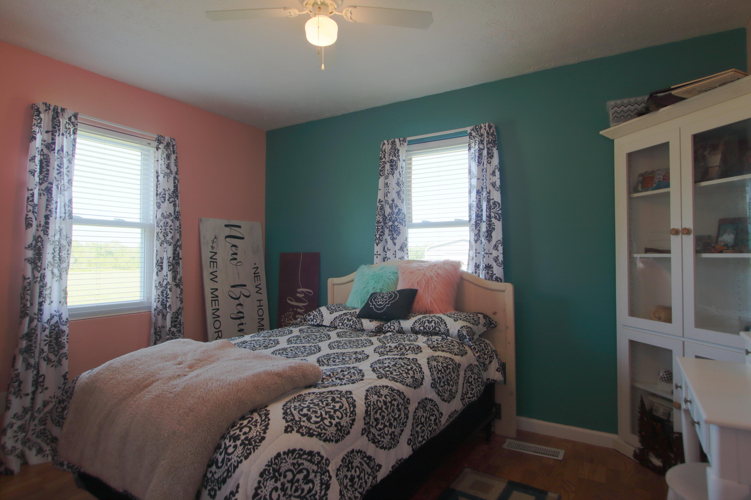 1009 Sheppard Road Jamestown, TN 38556 - Photo 10 of 24 Bedroom3
