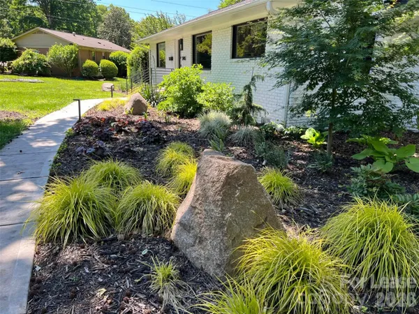 $4,200 | 3945 Rockfern Road, Unit A, Charlotte, NC 28217