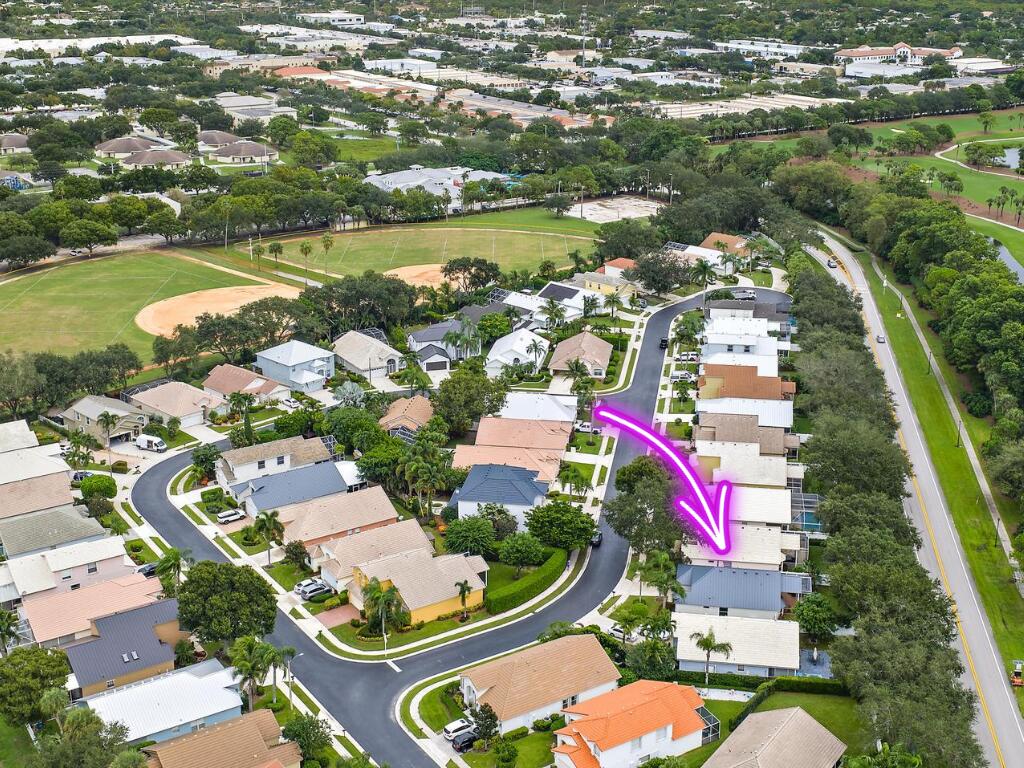 112 Spoonbill Court Jupiter, FL 33458 - Photo 26 of 28 an aerial view of residential houses with outdoor space and river