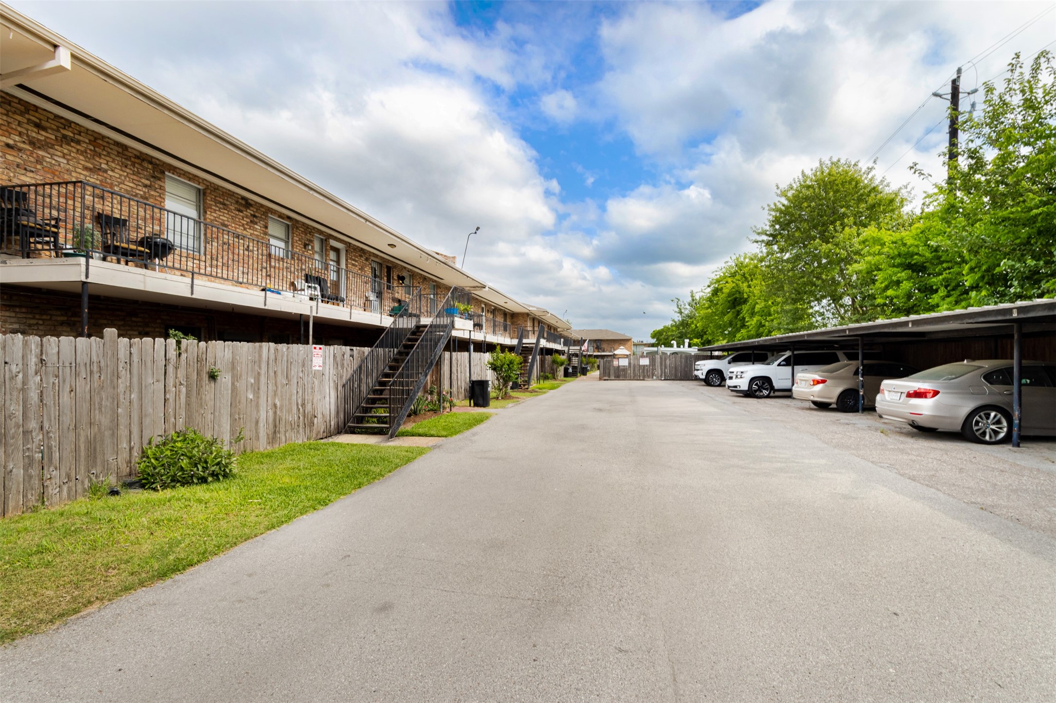 6403 Fondren Road, Unit D25 Houston, TX 77036 - Photo 24 of 26