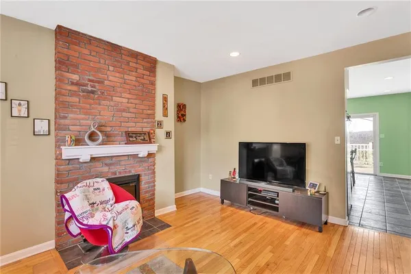 $2,200 | 3127 Josephine Street, Pittsburgh, PA 15203