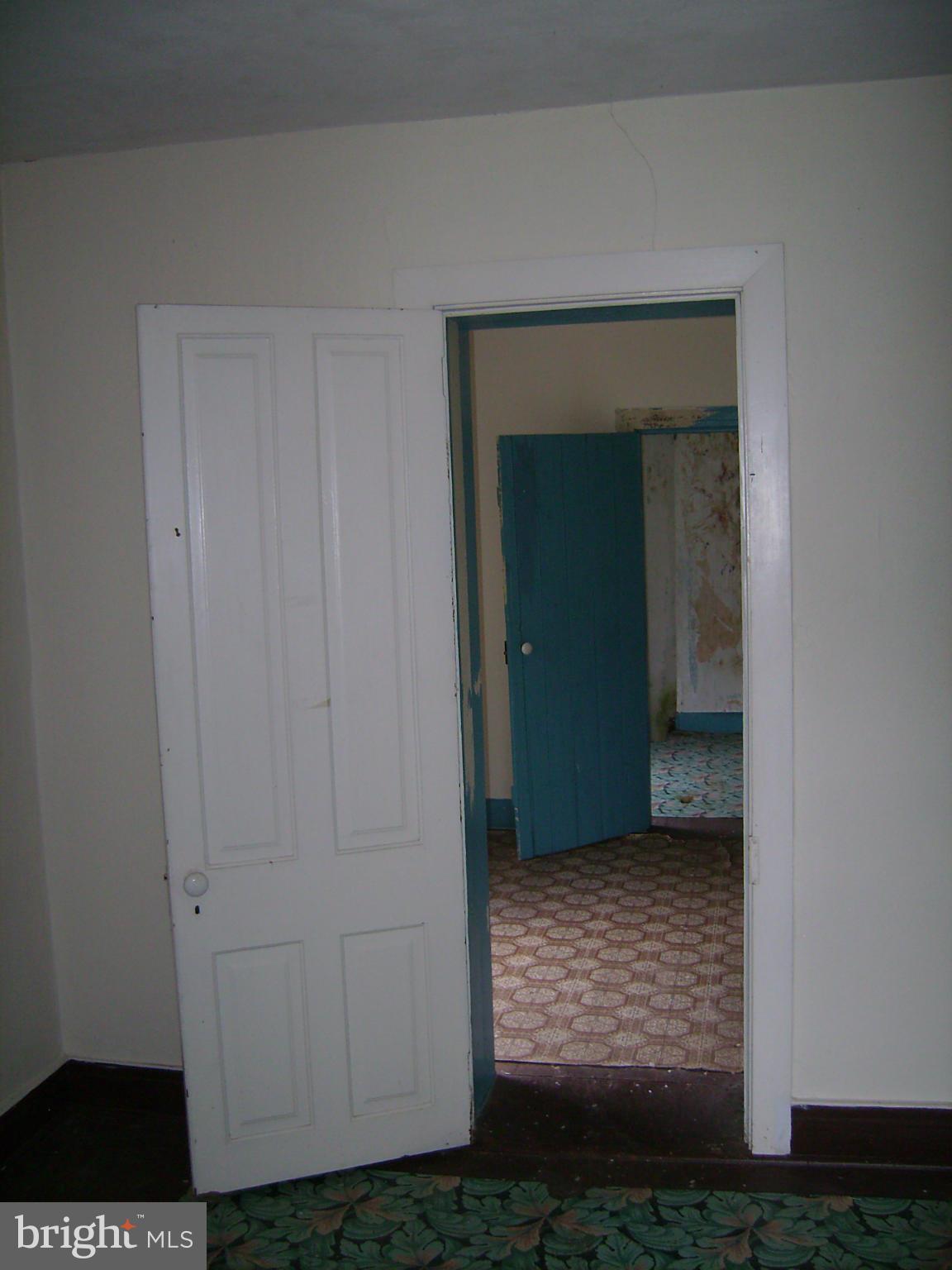 4949 Scrabble Road Shepherdstown, WV 25443 - Photo 17 of 29 Interior (General)