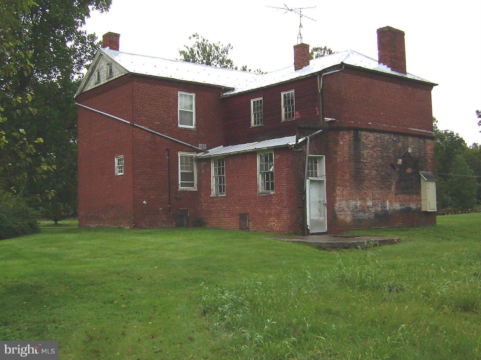 4949 Scrabble Road Shepherdstown, WV 25443 - Photo 4 of 29 Bigger than it looks from road.