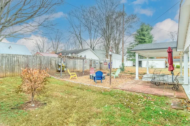 a view of livingroom with furniture and wooden floor