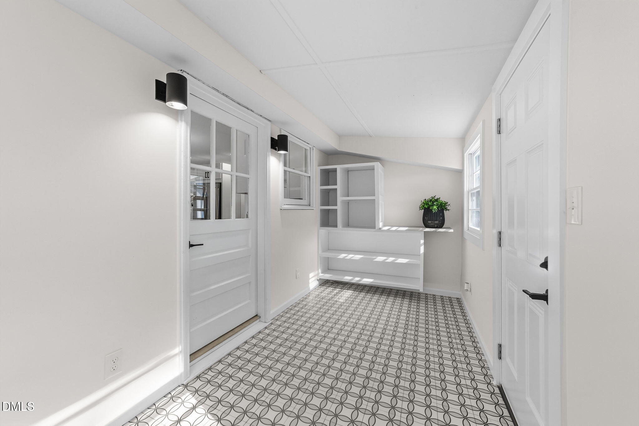 303 West 2nd Street Clayton, NC 27520 - Photo 28 of 44 a view of a room with windows