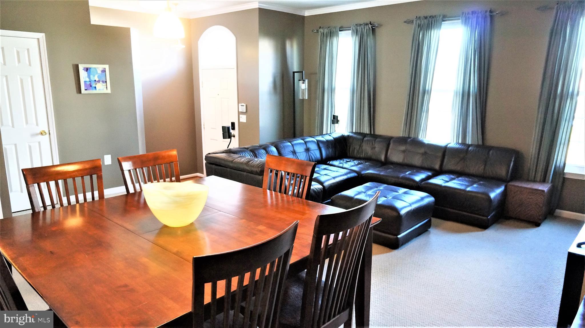 21494 Tamarack Ridge Square Sterling, VA 20164 - Photo 3 of 57 Gallery Image 3