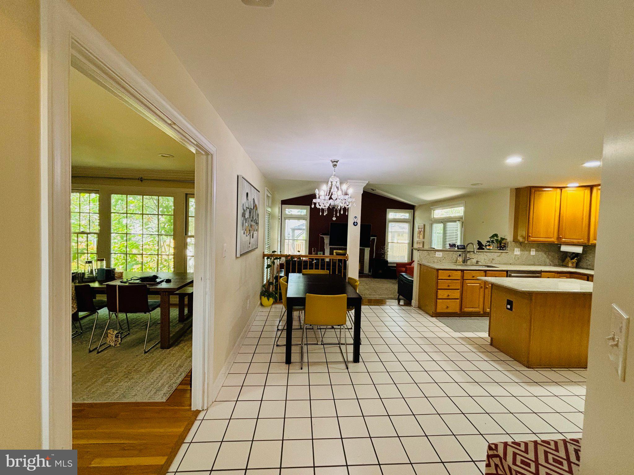 2062 Madrillon Road Vienna, VA 22182 - Photo 7 of 49 Gallery Image 7
