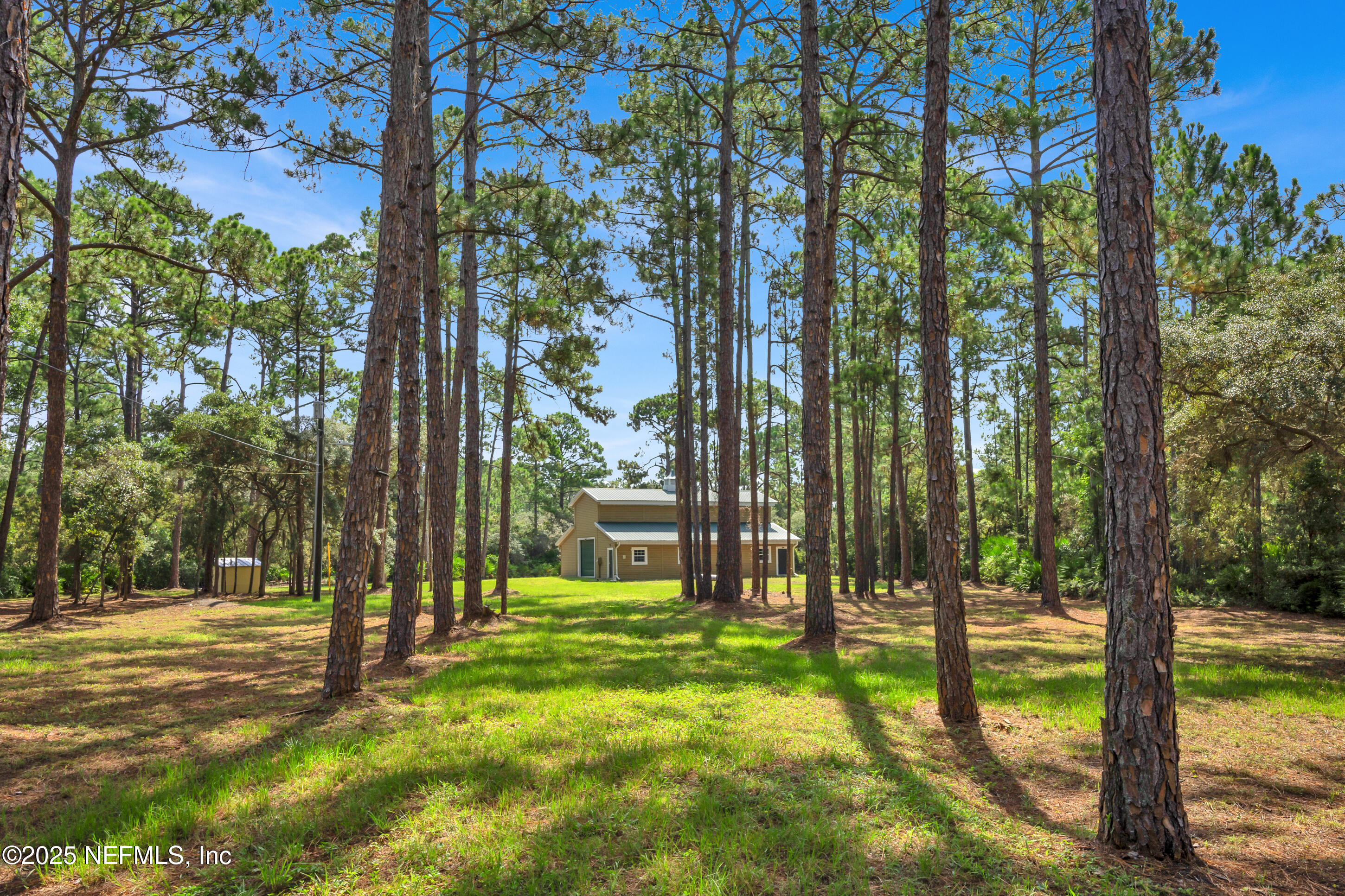 13091 Sawpit Road Jacksonville, FL 32226 - Photo 6 of 26 a view of outdoor space with deck