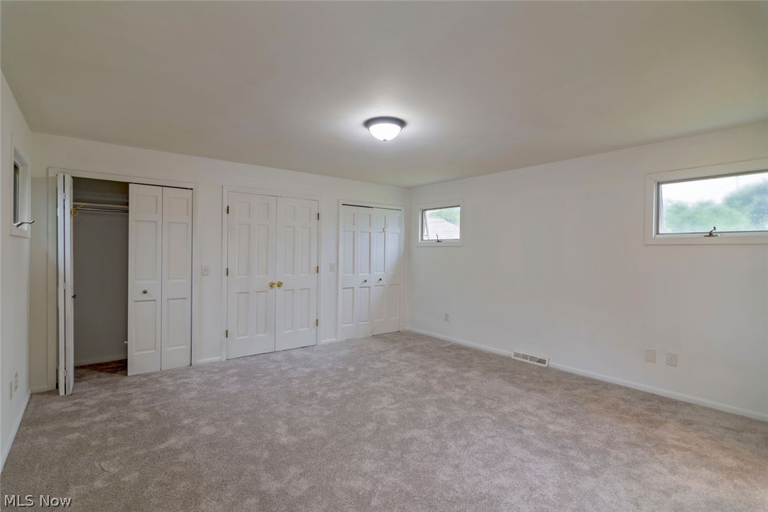 4975 Emmet Road Cleveland, OH 44124 - Photo 18 of 35 Gallery Image 18