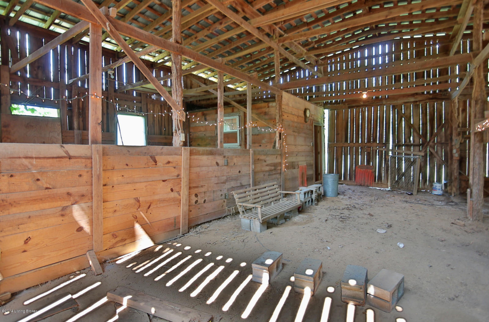 833 Ridge Road Shepherdsville, KY 40165 - Photo 35 of 48 Barn
