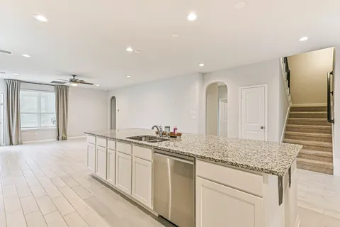 $395,000 | 77 Indian Wells Drive, Manvel, TX 77578
