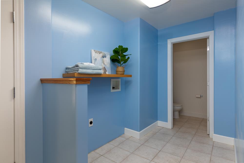 4399 Porter Gulch Road Aptos, CA 95003 - Photo 25 of 32 a view of an entryway with wooden floor