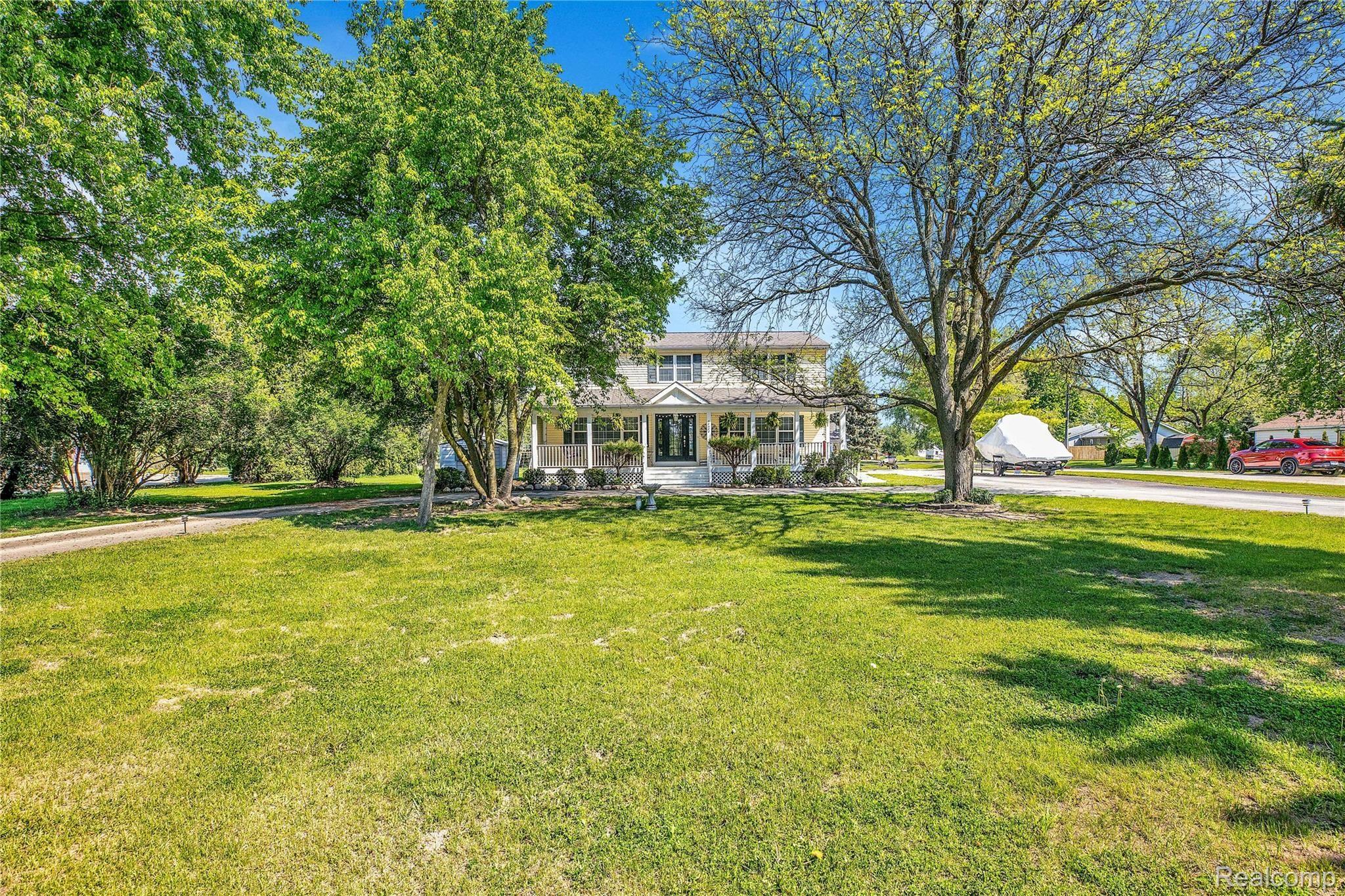 Great circle driveway
