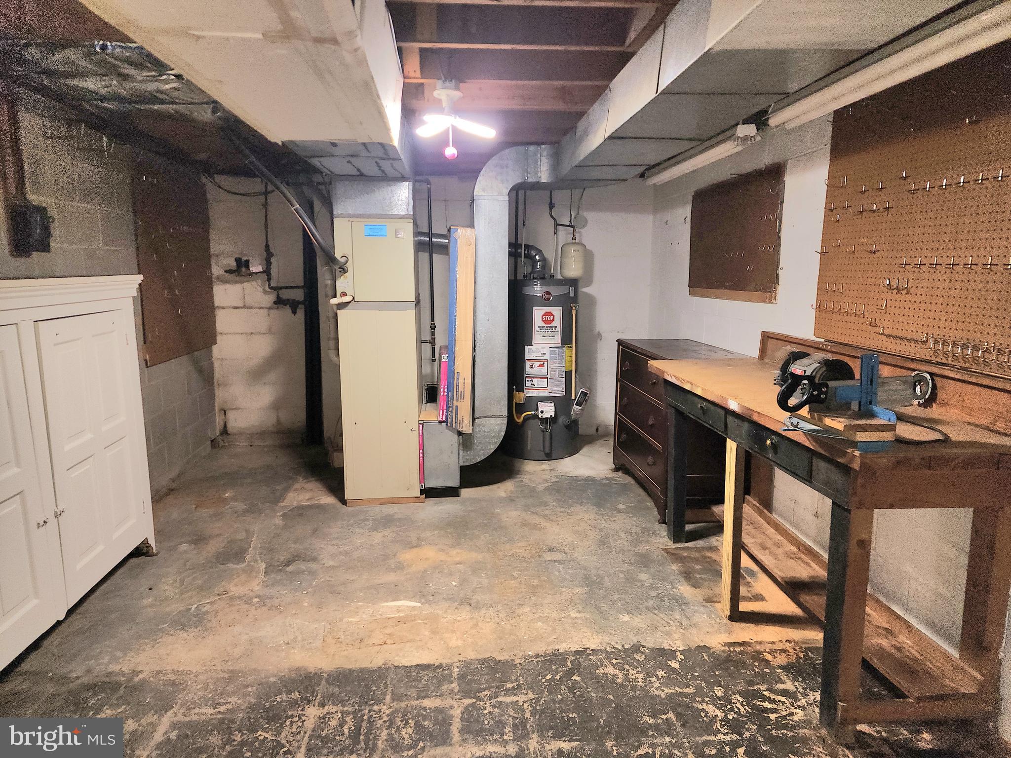 405 Beaumont Road York, PA 17403 - Photo 29 of 30 a view of a storage & utility room