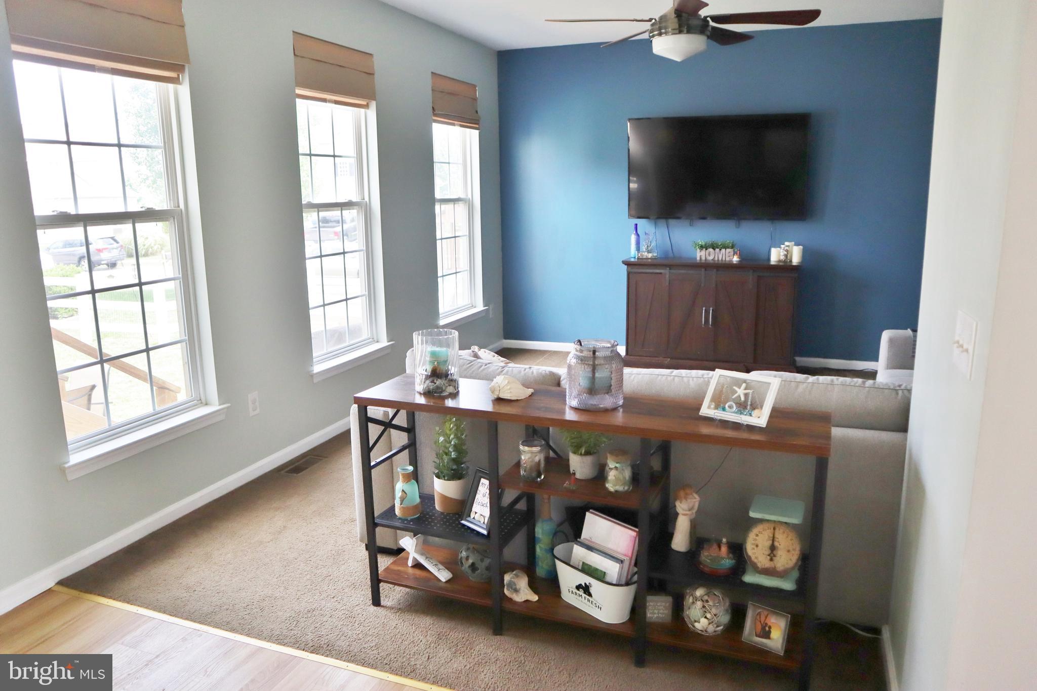 175 Tweedsmere Drive Townsend, DE 19734 - Photo 10 of 34 Living Room