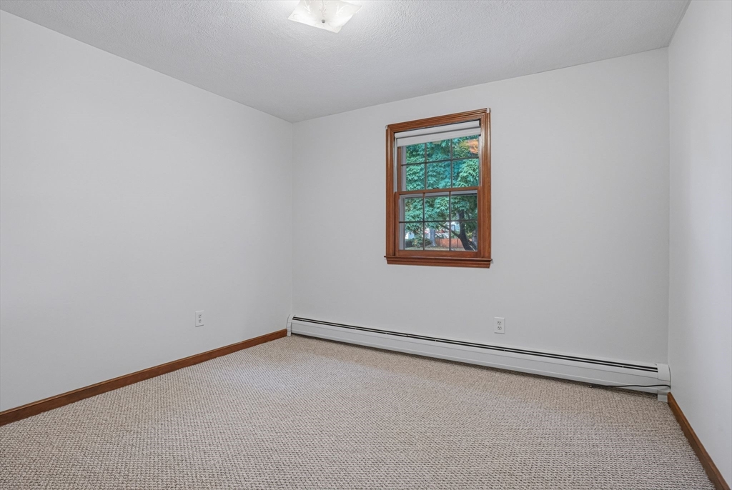 44 Tomlinson Road Attleboro, MA 02703 - Photo 19 of 35