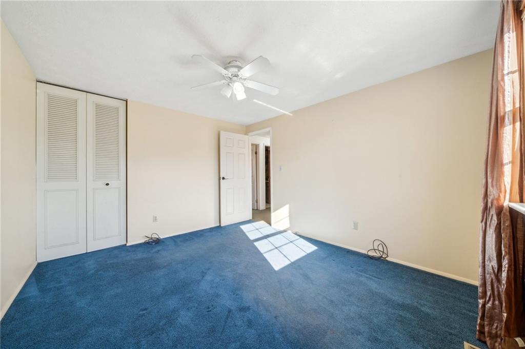 1828 Ivanhoe Drive Irwin, PA 15642 - Photo 15 of 33 wooden floor in an empty room