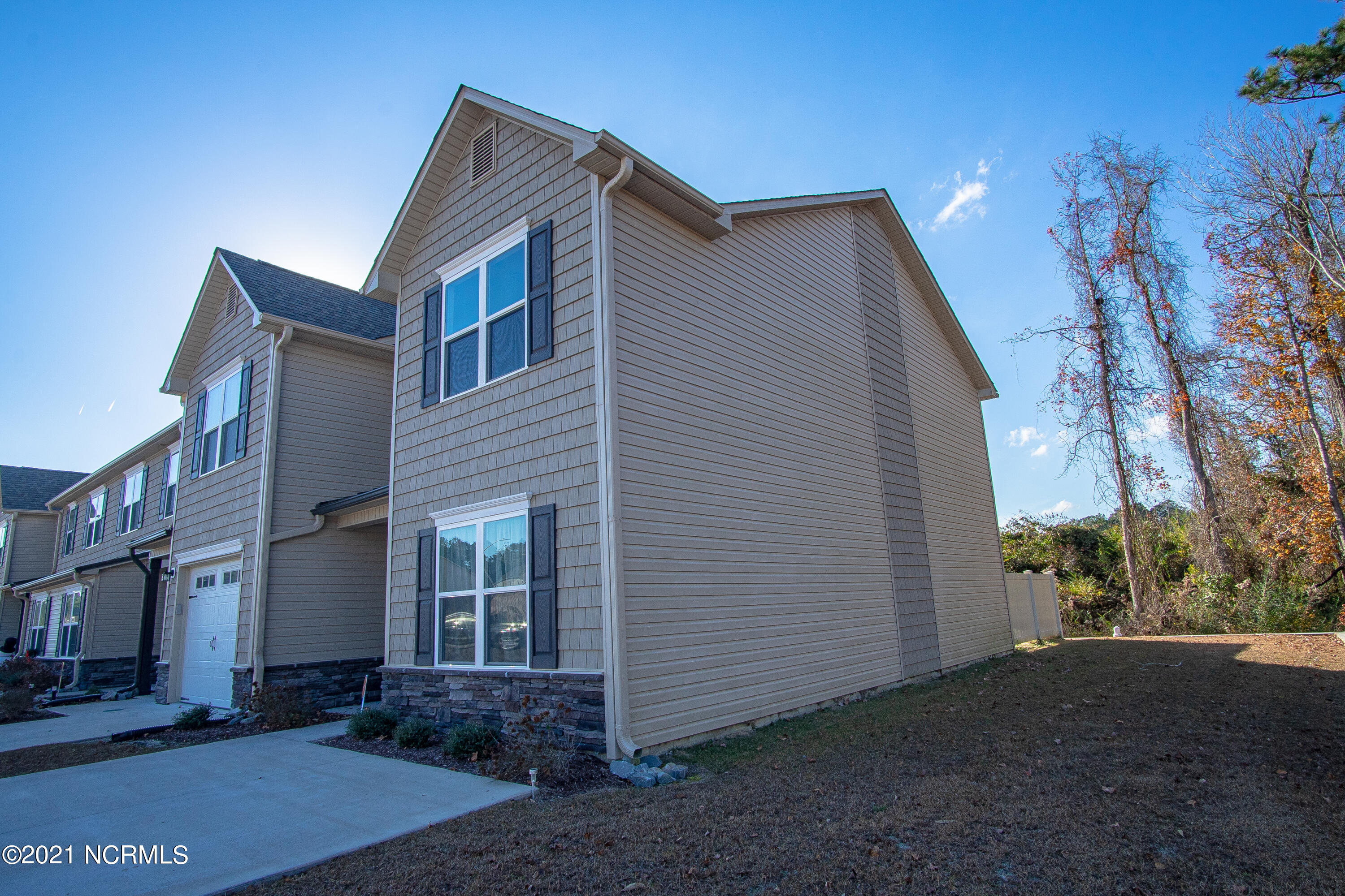 247 Boyington Place Road Midway Park, NC 28544 - Photo 4 of 26 247BoyingtonPlRoad_5