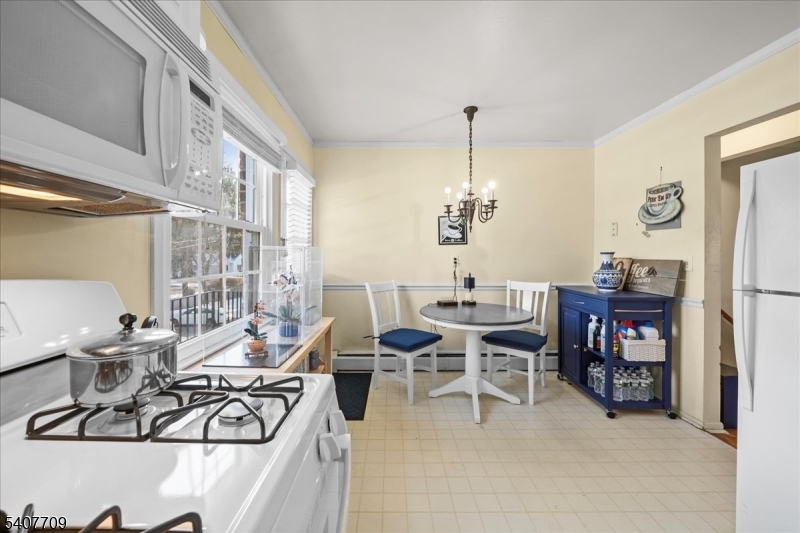 415 Pitney Place, Unit 415 Morristown, NJ 07960 - Photo 12 of 32