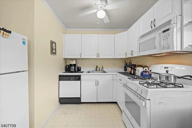 $329,000 | 415 Pitney Place, Unit 415, Morristown, NJ 07960