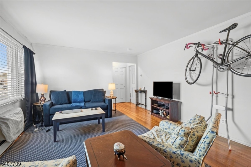 415 Pitney Place, Unit 415 Morristown, NJ 07960 - Photo 9 of 32