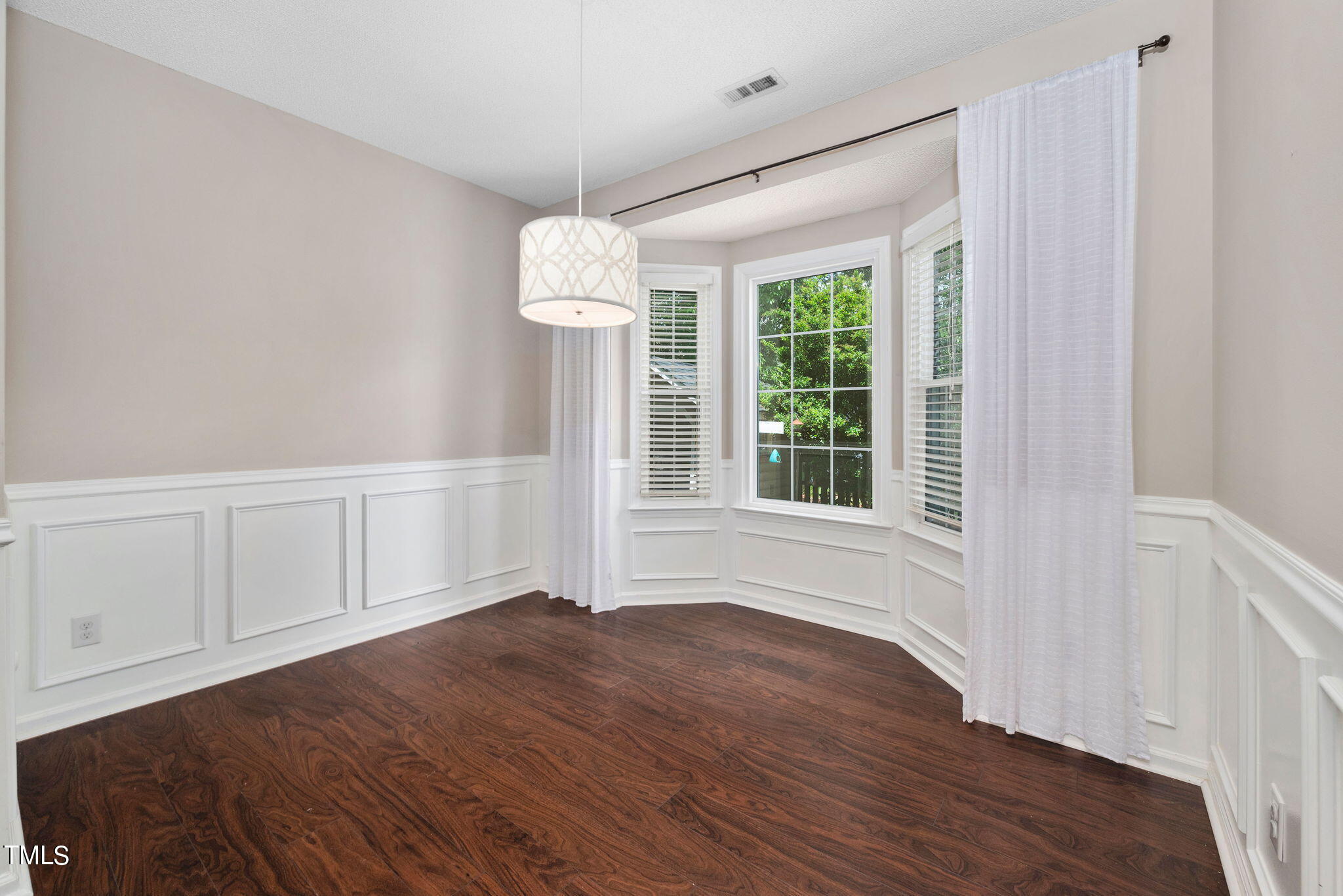 12441 Harcourt Drive Raleigh, NC 27613 - Photo 11 of 38 9