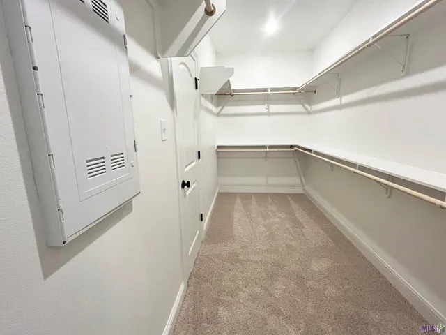 $350,190 | 8862 Lyndanne Drive, Denham Springs, LA 70726