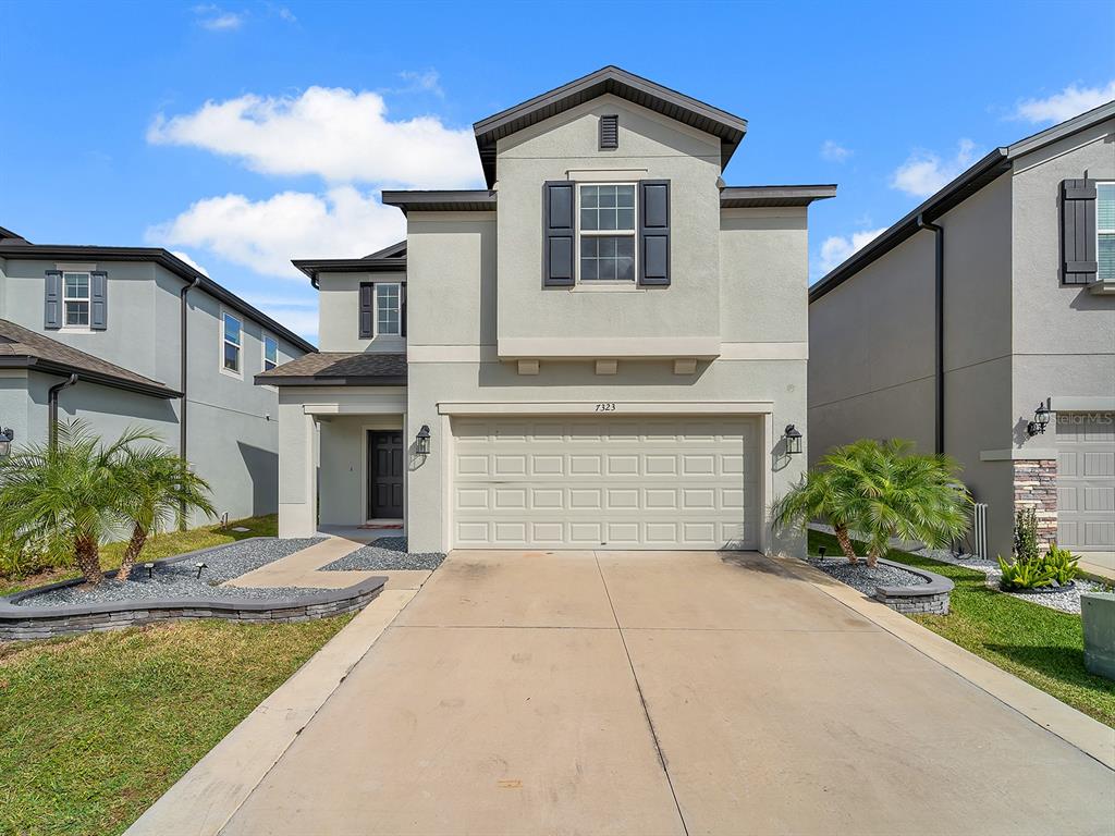 7323 Pool Compass Loop Wesley Chapel, FL 33545 - Photo 3 of 51