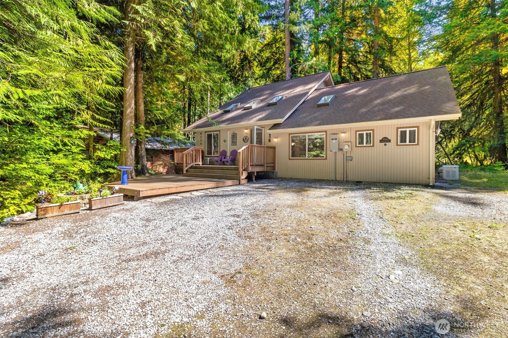 7036 Rainier Way Glacier, WA 98244 - Photo 3 of 35