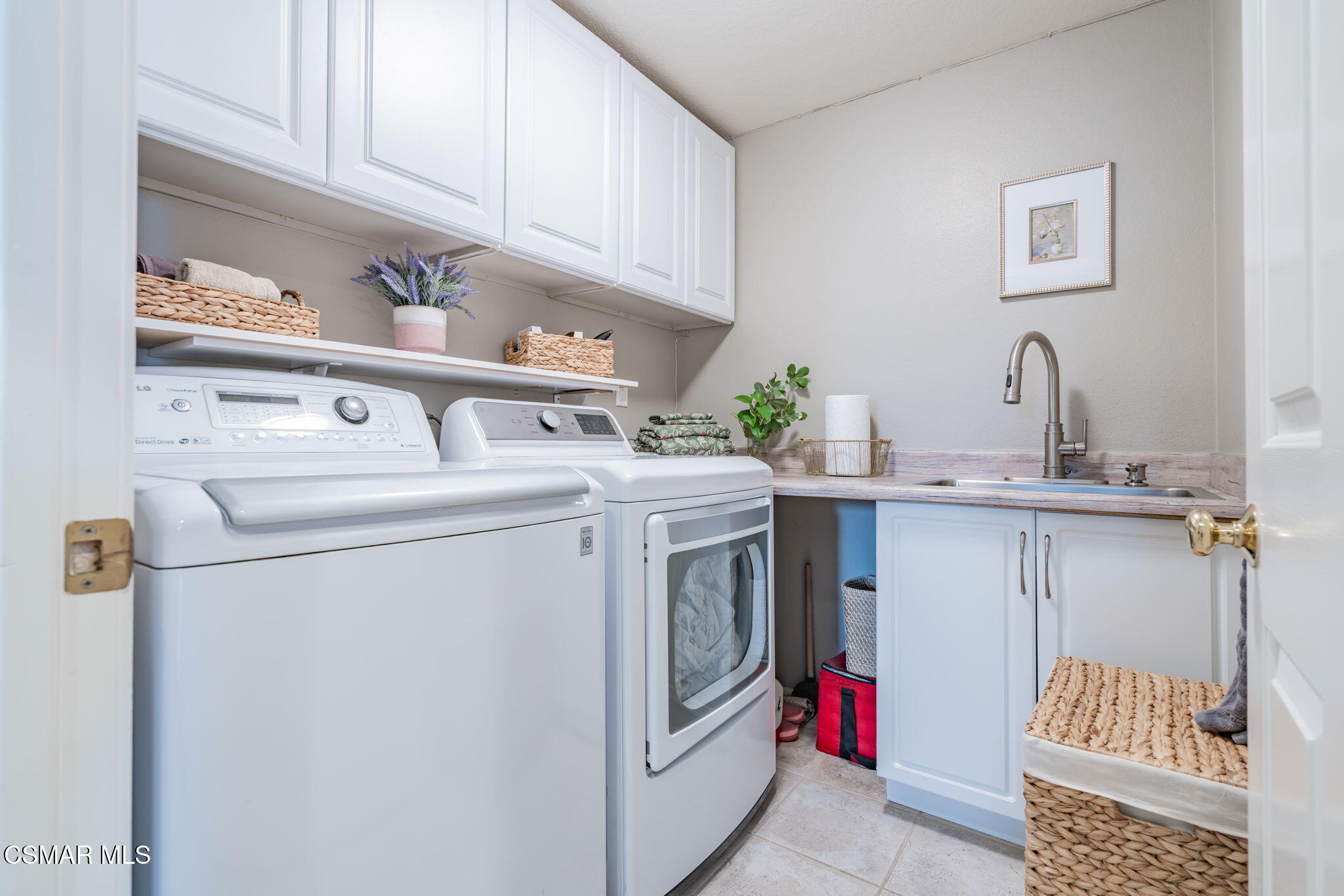 15591 Harte Lane Moorpark, CA 93021 - Photo 31 of 52 a utility room with dryer and washer