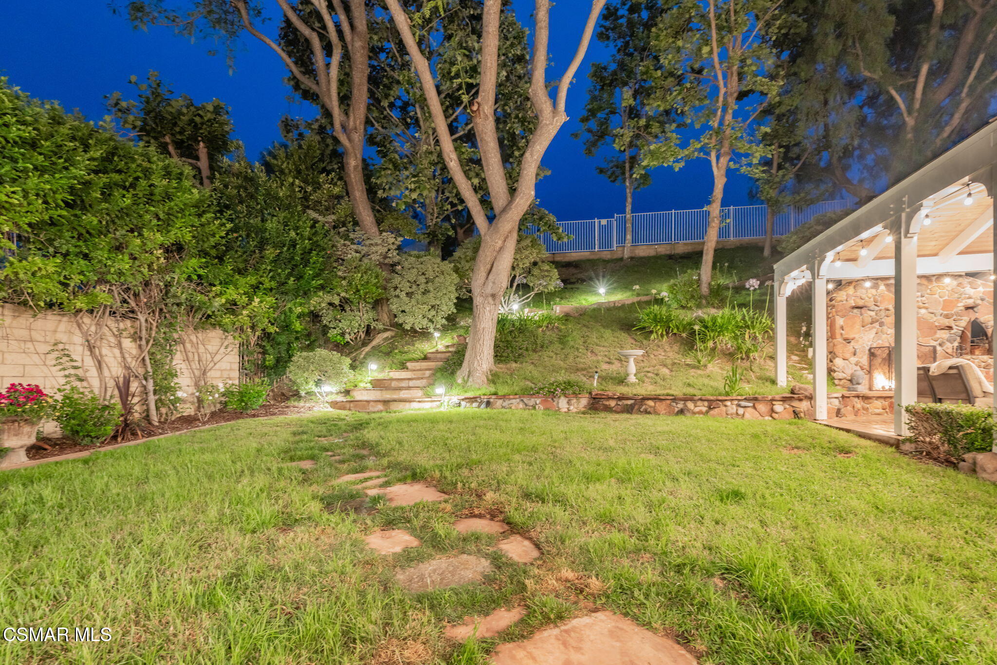 15591 Harte Lane Moorpark, CA 93021 - Photo 52 of 52 a view of a yard with plants and large trees