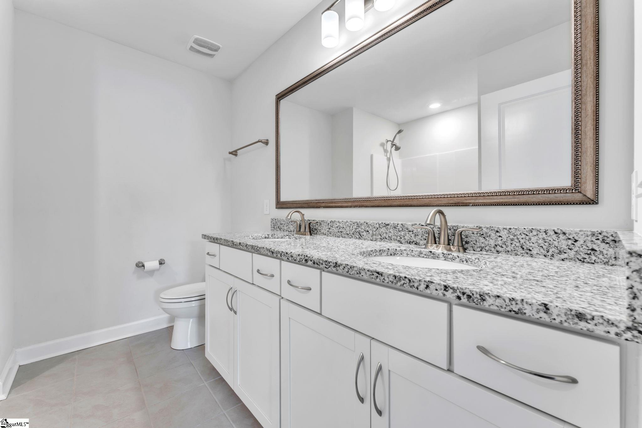 502 Forest Edge Court Simpsonville, SC 29681 - Photo 14 of 30