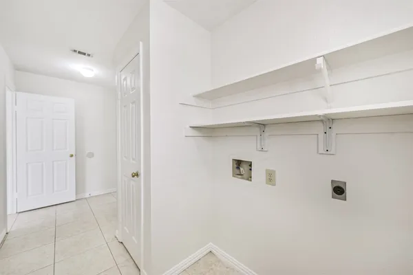 $1,950 | 7063 River Garden Drive, Houston, TX 77095