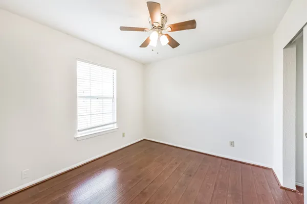 $1,950 | 7063 River Garden Drive, Houston, TX 77095